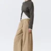 Low Rise Baggy Ripstop Trousers – Beige