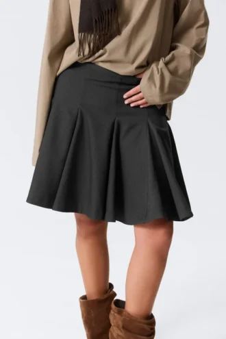 Low Rise Flared Knee-Length Suiting Skirt – Dark Grey