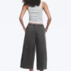 Low Rise Loose Cropped Trousers – Dark Grey
