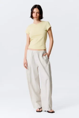 Low Rise Loose Pull-On Trousers – Light Beige