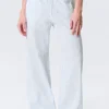 Low-Rise Relaxed Pull-On Trousers – White – Blue Stripes