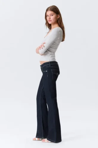 Low Rise Slim Flared Leg Jeans – Blue Rinse – Dark Blue