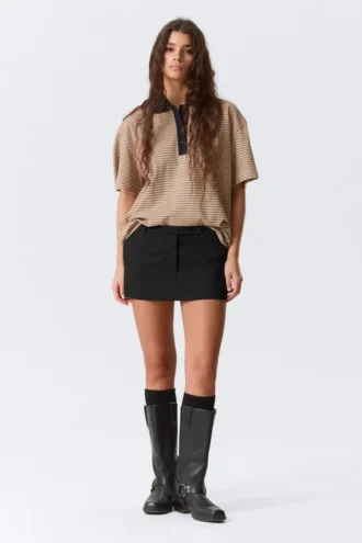 Low Rise Slim Mini Suiting Skirt – Black