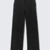 Low Rise Straight Suiting Trousers – Black