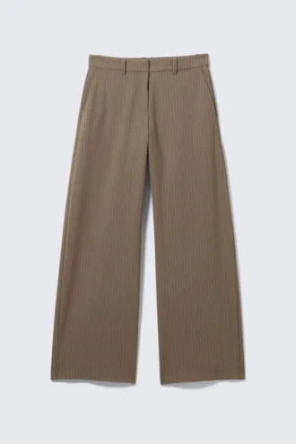 Low-Waisted Loose Fit Suit Trousers – Striped Dark Mole