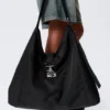 Medium Slouched Clasp Shoulder Bag – Black