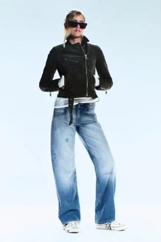 Messy Low Rise Regular Straight Jeans – Kite Blue – Medium/Light Blue | Cheap Monday Gb