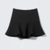 Mid-Rise Bell-Shaped Midi Skirt – Black