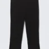 Mid-Rise Capri Trousers – Black