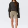 Mid Rise Fitted Biker Shorts – Greige