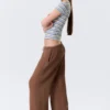 Mid Rise Loose Flounce Trousers – Brown
