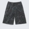 Mid Rise Loose Knee-Length Cargo Shorts – Navy Camo