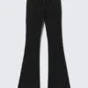 Mid Rise Pintuck Flared Sweatpants – Black