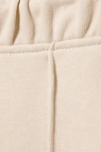 Mid Rise Pintuck Flared Sweatpants – Light Beige