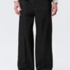 Mid Rise Relaxed Straight Leg Chino Trousers – Black