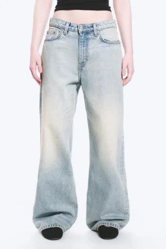 Missy Low Rise Loose Straight Jeans – Broken Blue – Light Blue