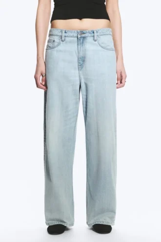 Missy Low Rise Loose Straight Jeans – Ghost Blue – Light Blue