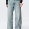 Missy Low Rise Loose Straight Jeans – Notus Blue – Light Blue