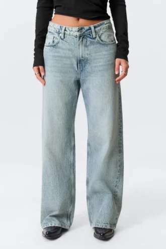 Missy Low Rise Loose Straight Jeans – Notus Blue – Light Blue