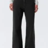 Missy Low Rise Loose Straight Jeans – Tuned Black – Black