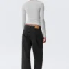 Missy Low Rise Loose Straight Jeans – Tuned Black – Black