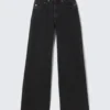 Missy Low Rise Loose Straight Jeans – Tuned Black – Black