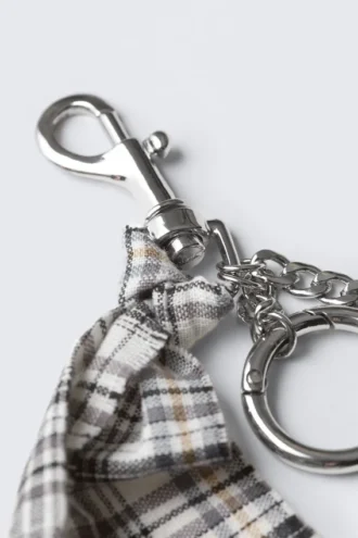 Multi-Charm Keyring – Checked Fabric
