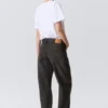 Nebula Mid Rise Loose Barrel Unisex Jeans – Chelsea Black – Black