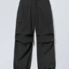 Nila Parachute Trousers – Black