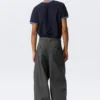 Otis Baggy Pleated Twill Chinos – Dark Grey