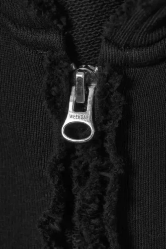 Oversized Cropped Frayed Zip Hoodie – Black