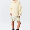 Oversized Knitted Turtleneck Sweater – Light Yellow