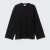 Oversized Long Sleeve T-Shirt – Black