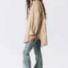 Oversized Long-Sleeved Shirt – Striped Beige