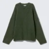 Oversized V-Neck Wool Blend Sweater – Dark Green