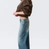 Paz Low Rise No-Waistband Wide Leg Jeans – Blue Horses – Medium Blue