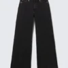 Paz Mid Rise Wide Jeans – Tuned Black – Black