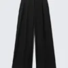 Pleated High Waist Wide Leg Suiting Trousers – Black
