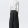 Pleated Loose Baggy Jeans – Emerald Rinse – Dark Blue