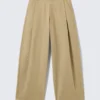 Pleated Loose Fit Wide Leg Trousers – Beige