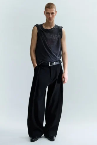 Pleated Loose Fit Wide Leg Trousers – Black