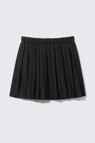 Pleated Low Rise Midi Skirt – Black