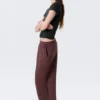 Relaxed Barrel Leg Scuba Sweatpants – Burgundy