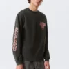 Relaxed Graphic Long-Sleeved T-Shirt – Washed Grey – Red Print