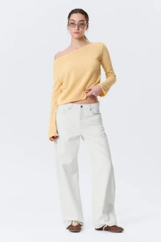 Relaxed Knitted Boat-Neck Sweater – Light Yellow