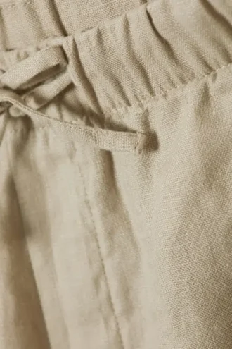 Relaxed Linen Trousers – Ecru