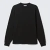 Relaxed Long-Sleeved T-Shirt – Black