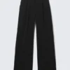 Relaxed Mid Rise Pleated Suiting Trousers – Black