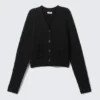 Ribbed V-Neck Cardigan – Black
