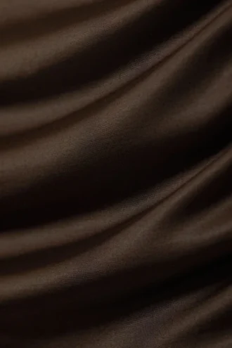 Ruched Low Rise Capri Leggings – Dark Brown